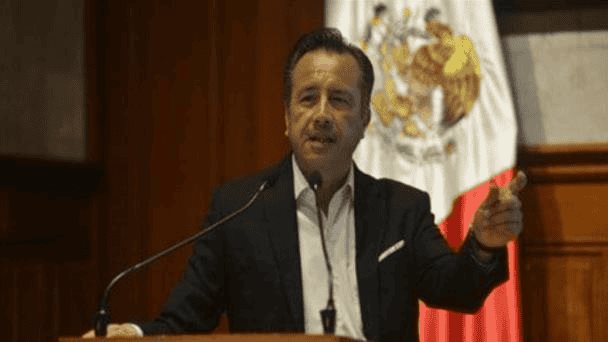 Se dice que: No hubo diferencias en los gobiernos