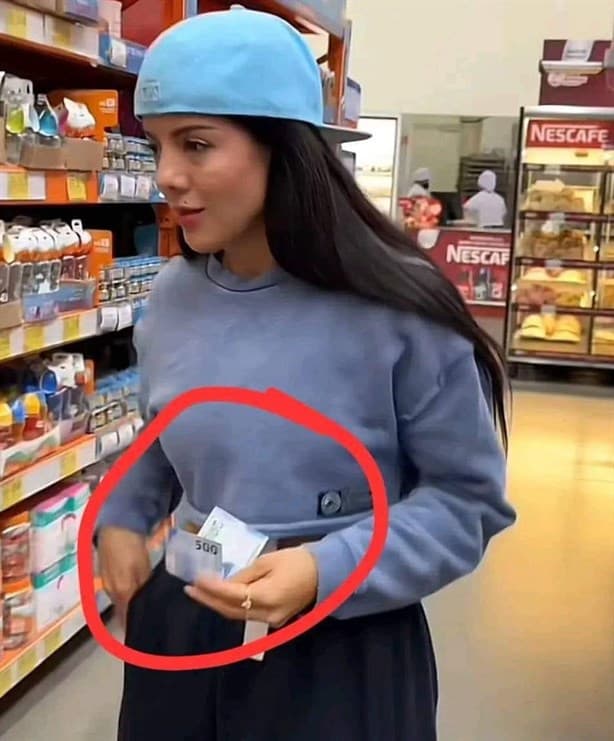 Influencer veracruzana Doris Jocelyn deja dinero escondido en supermercado en apoyo a madres de familia 