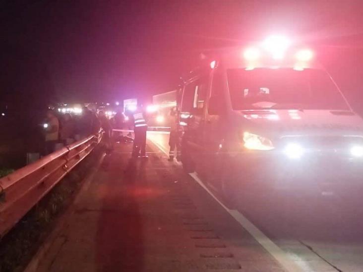 Tráiler arrolla a motocilista en la autopista Orizaba-Córdoba