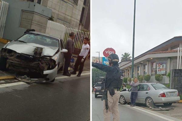 Se impacta contra un poste cerca del Poder Judicial en Xalapa