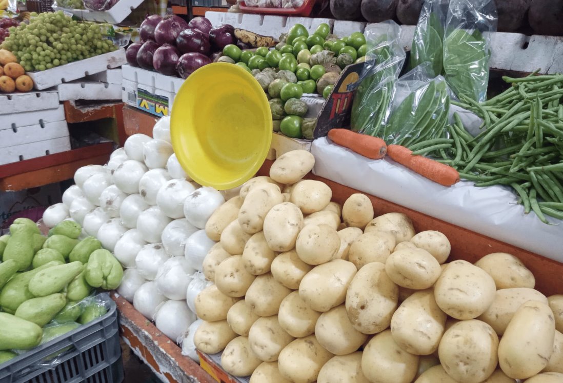 Precios de frutas y verduras fluctúan en mercados de Veracruz