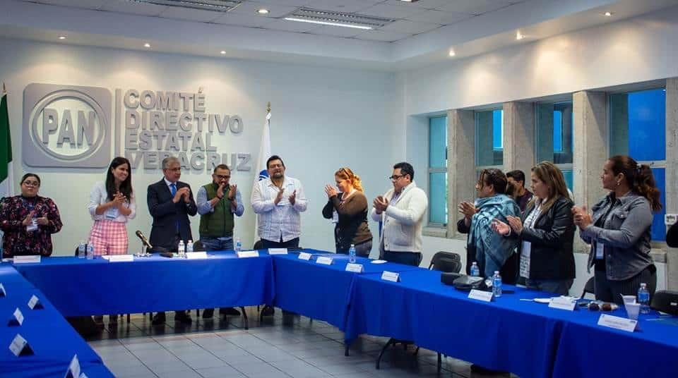 Por renuncias de militantes el PAN en Veracruz convocó a reunión este domingo