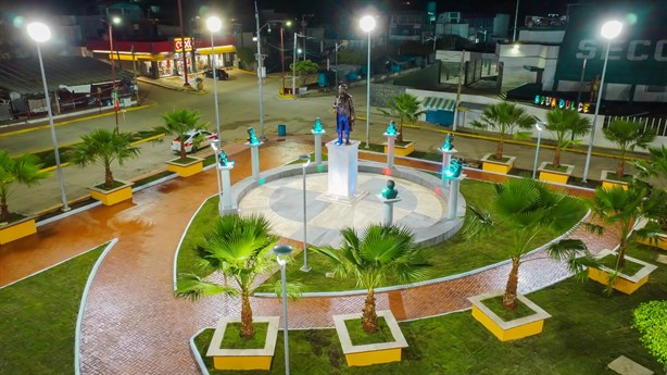 Inaugura Noé Castillo La Plaza Cívica “Cuarta Transformación”, única en México