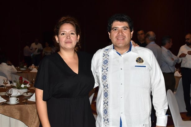 Realizan desayuno mensual de septiembre de socios de Coparmex Veracruz