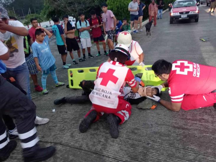 Accidente en Boulevard Ávila Camacho deja heridos graves en Misantla