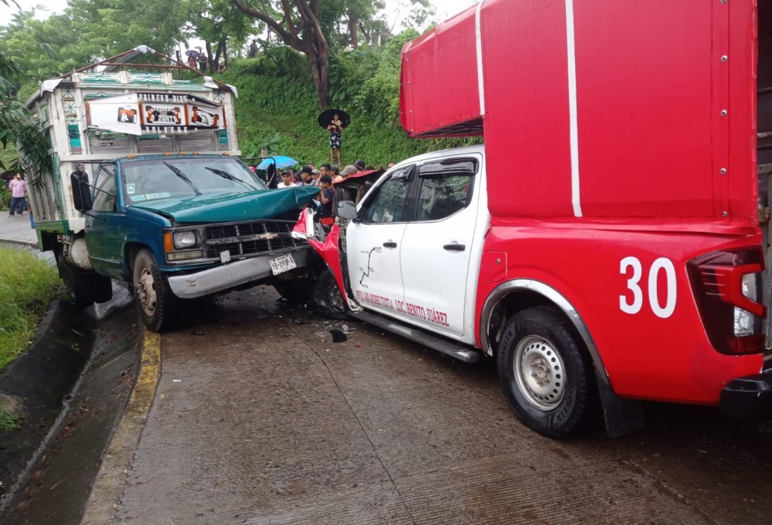 Cuatro lesionados tras accidente en carretera de Texalpan de Abajo, San Andrés Tuxtla