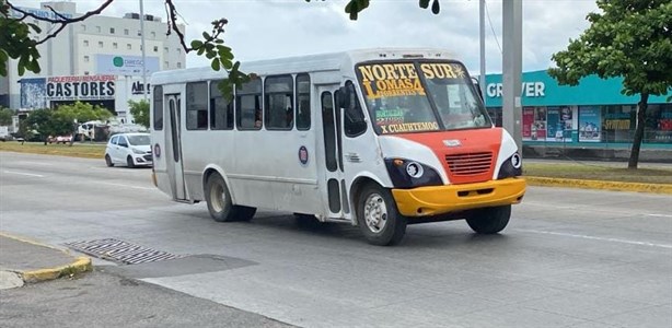 A este número puedes denunciar si los camiones urbanos en Veracruz juegan carreritas