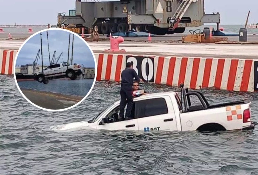 Captan en VIDEO momento en que sacan camioneta que se fue al mar en Veracruz