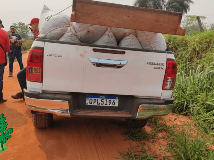 Interceptan camioneta con 200 kilos de marihuana