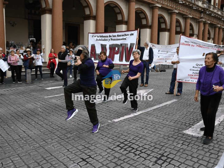 Integrantes de AJUPIV pedirán a Claudia Sheinbaum les resuelva póliza de seguros