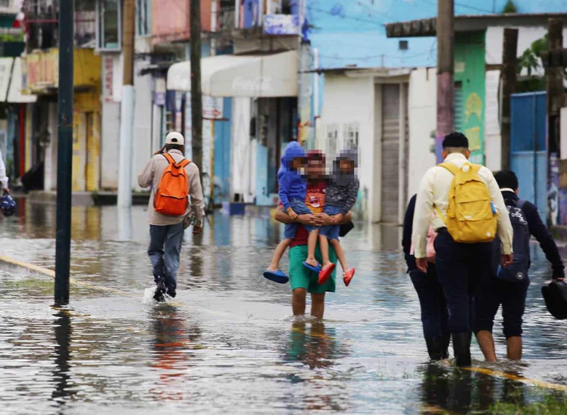 Lluvias en Coatzacoalcos: estos son los refugios temporales que se activaron