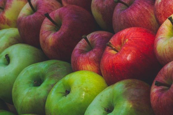 ¿Qué le pasa a mi cuerpo si como una manzana todos los días?