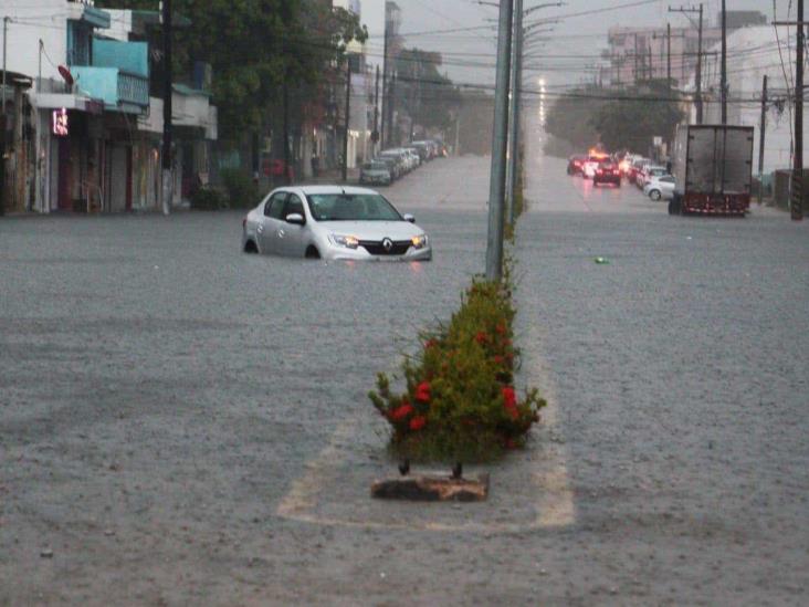 Estos fueron algunos de los estragos que dejó la fuerte lluvia en Coatzacoalcos | FOTOS