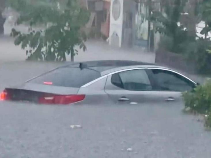 Estos fueron algunos de los estragos que dejó la fuerte lluvia en Coatzacoalcos | FOTOS