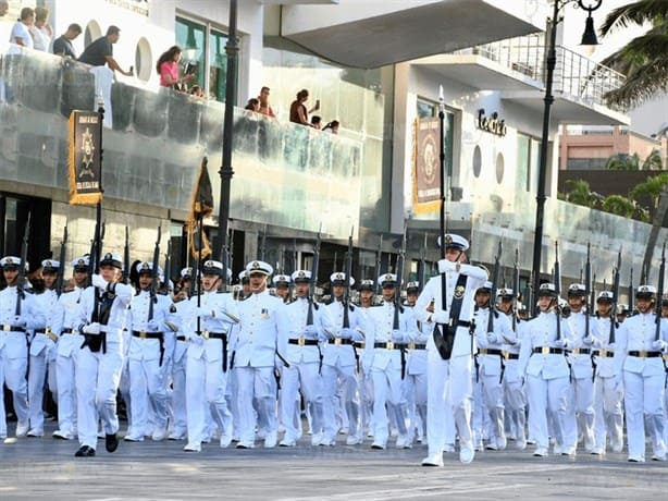 Con acto cívico y desfile, así conmemoran hoy el Día de la Armada de México en Veracruz | Horarios