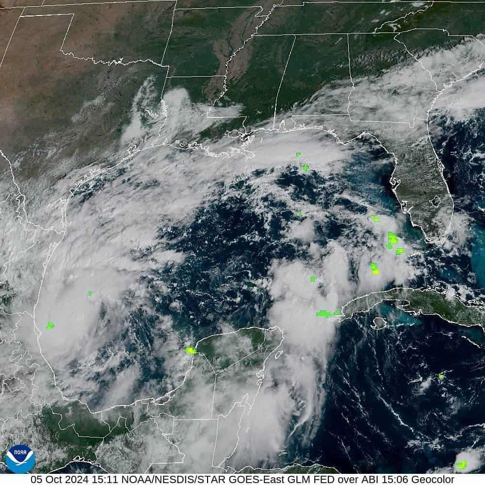 Alertan por formación de depresión tropical 14 frente a costas de Veracruz