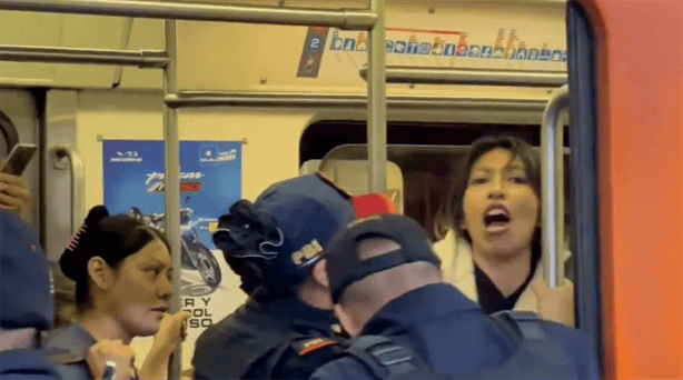 No fuera Luna Bella: Indignación por arresto de mujer que contaba cuentos en el Metro CDMX (+VIDEO)