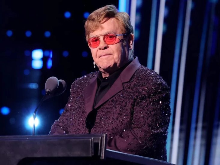 Elton John revela que ha perdido múltiples partes de su cuerpo