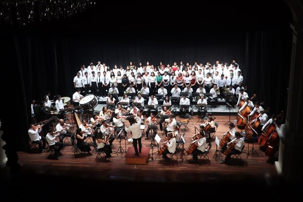 Orquesta Sinfónica Daniel Ayala, Coro de la EMBA y el Mariachi Azteca realizan Concierto Mexicano