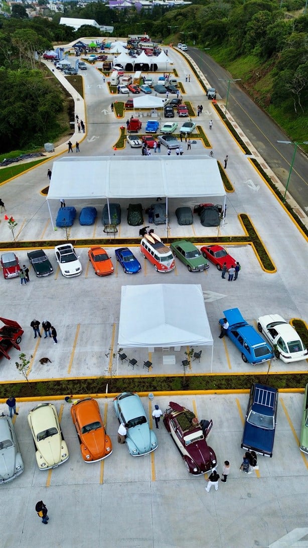 ¡Una joya en el tiempo! realizan Exposición de Autos Antiguos en Xalapa 