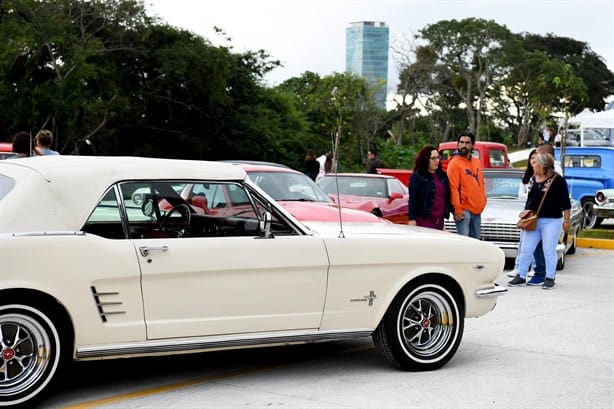 ¡Una joya en el tiempo! realizan Exposición de Autos Antiguos en Xalapa 