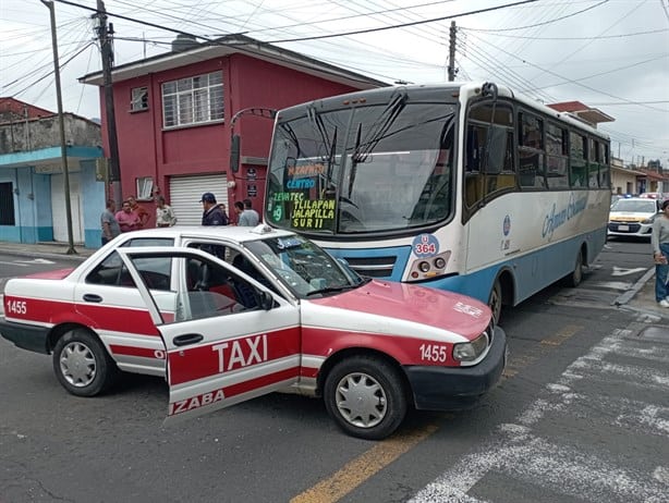 Accidente en el centro de Orizaba deja una persona lesionada