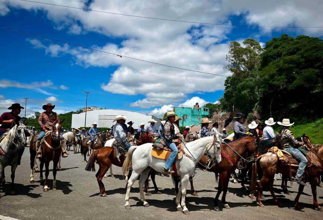 Alistan mega cabalgata de más de 2 mil jinetes en el municipio de Alvarado