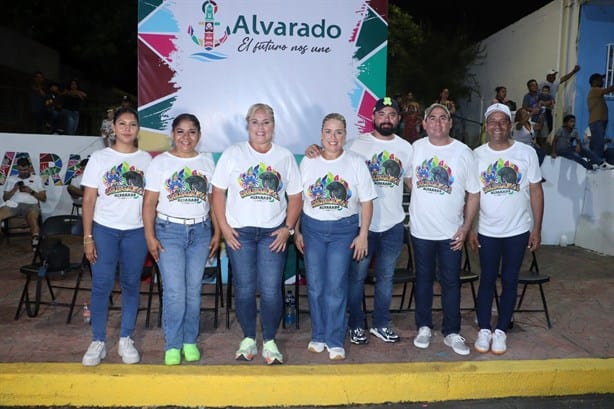 Con éxito se realizó la Mojiganga 2024 en Alvarado