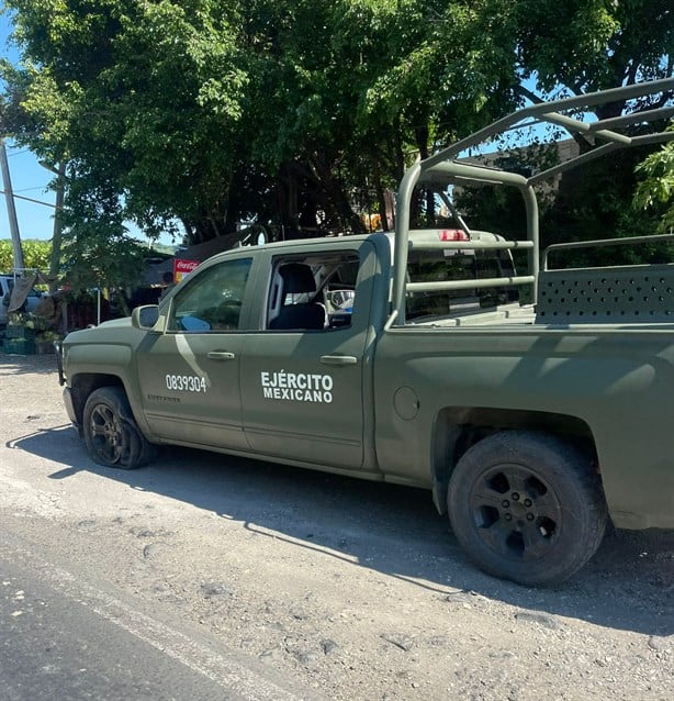 Grupo armado arroja "ponchallantas" a la SSP y Ejército para escapar en Poza Rica