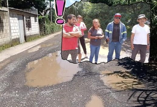 Vecinos de calle Paso Carretas, Huiloapan, urgen intervención de autoridades para su reparación