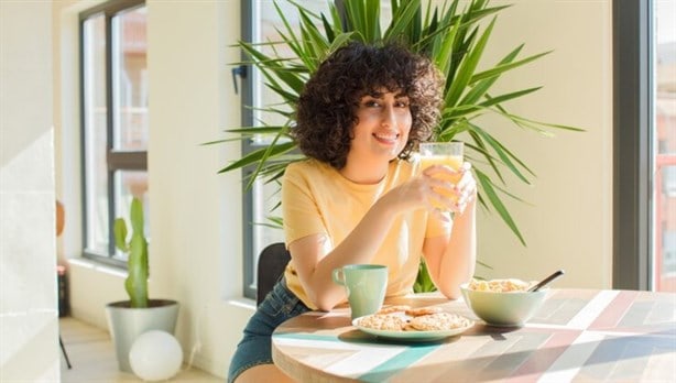 ¿Cuál es el desayuno más saludable y qué alimentos lo componen?