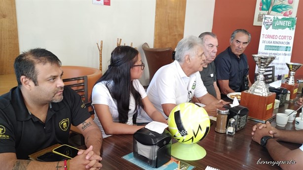 Presenta Liga Municipal proyecto para próxima campaña