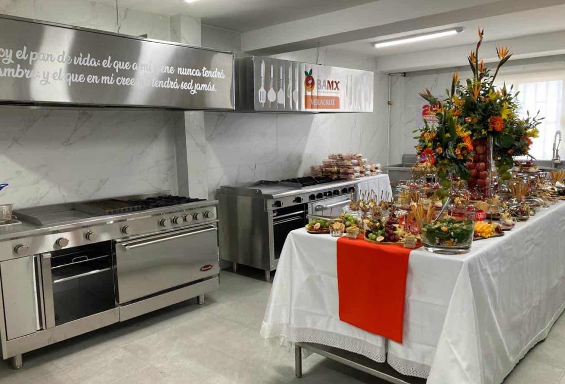 Banco de Alimentos inaugura aula-cocina en Veracruz