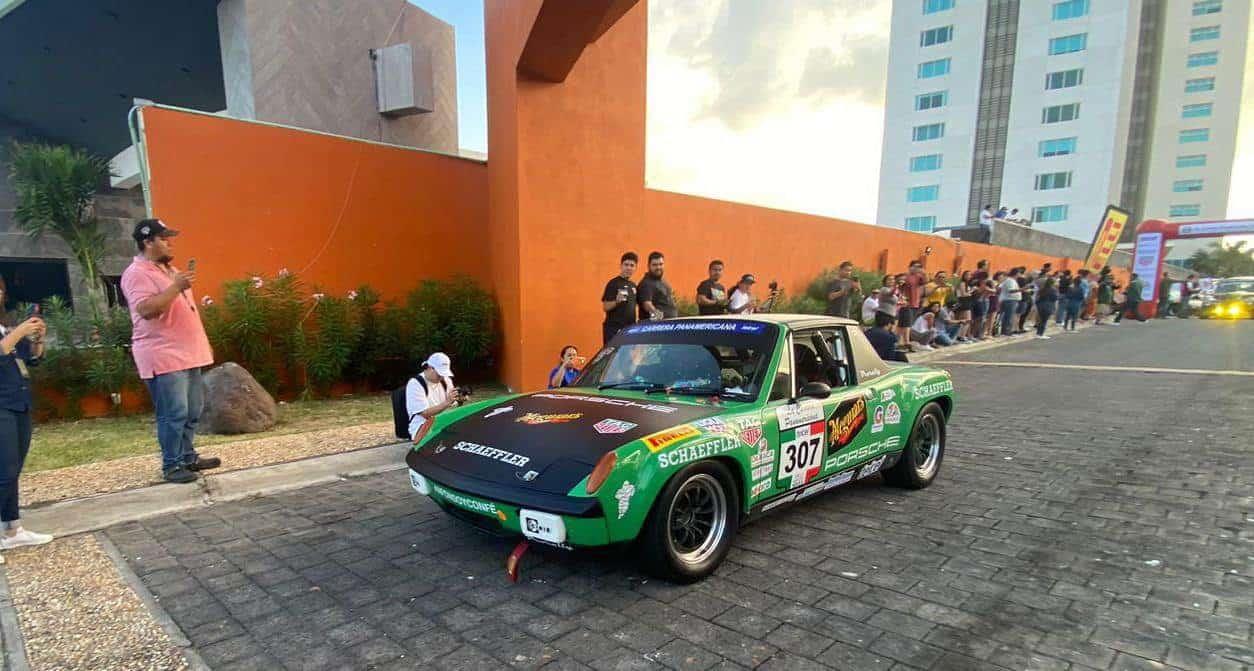 Autos de la Carrera Panamericana 2024 se despiden de Veracruz; continúan su ruta a CDMX