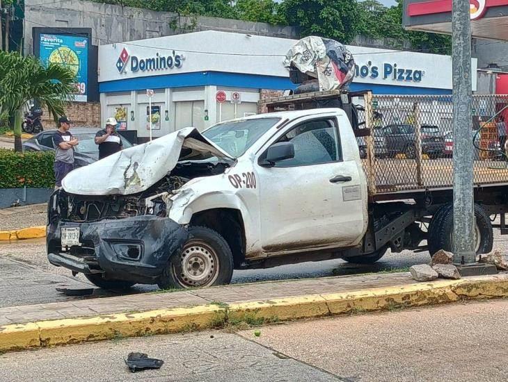 Cuantiosos daños deja colisión en Coatzacoalcos