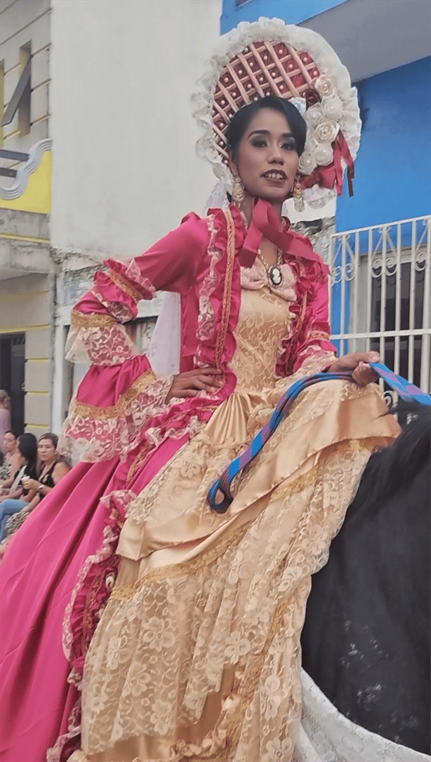 Realizan Cabalgata Oficial 2024 en honor a la Virgen del Rosario