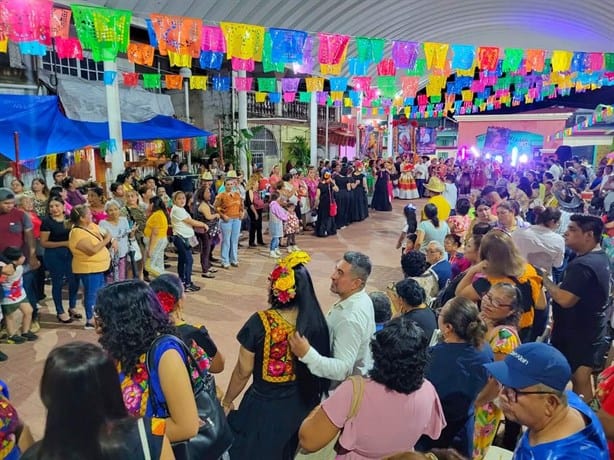 Así se celebró la Vela Muxe en Agua Dulce ¿en qué consiste?