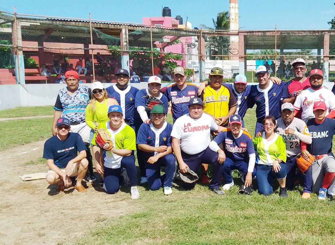 Mezcaleros muestra su poder con el madero