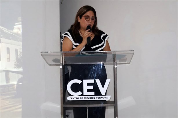 Realizan ceremonia de graduación el Centro de Estudios Veracruz (CEV)