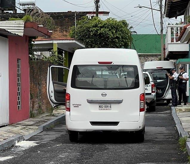 Rescatan a 31 migrantes cuando transitaban en calles de Orizaba