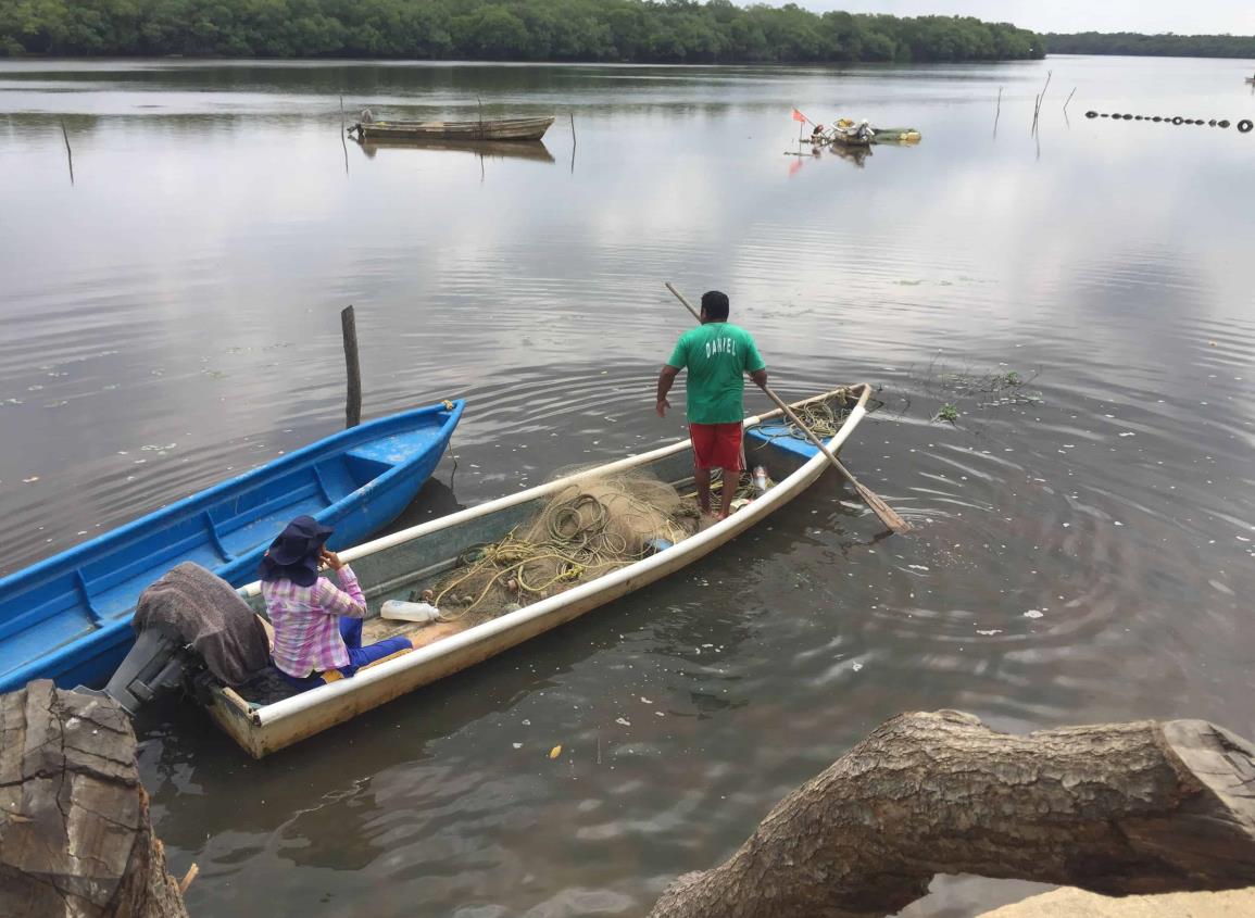 Disminuye actividad pesquera en El Muelle por alta peligrosidad de la zona