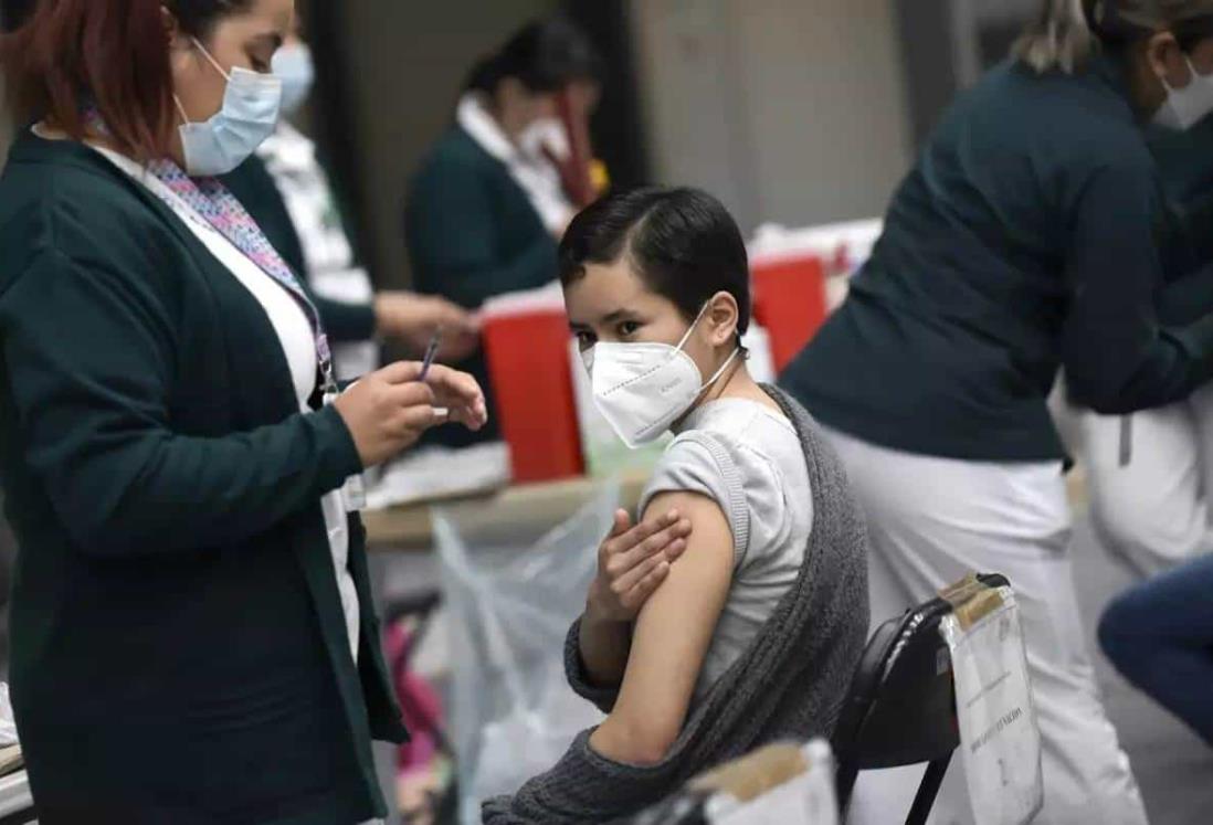 Aplicarán más de 59 millones de vacunas contra influenza y covid por invierno 2024-2025 en México