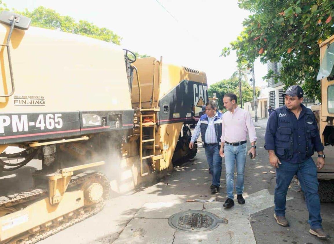 Pavimentan calle de la colonia Petrolera