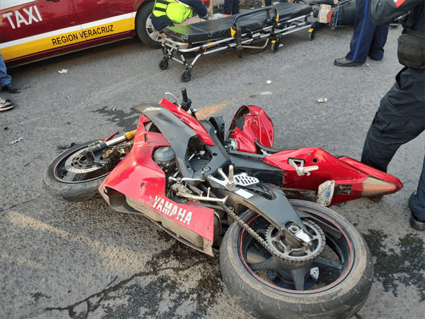 Choque de motocicletas en El Tejar deja a una mujer gravemente herida