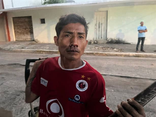 Vecinos de la colonia Centro de Veracruz golpean a chatarrero al confundirlo con ladrón | VIDEO