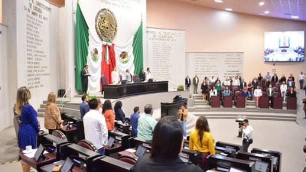 Nota al margen: Cambio de viraje en Congreso de Veracruz