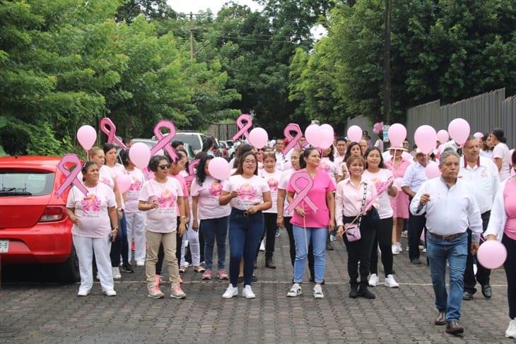 En Misantla, realizan marcha por la lucha contra el cáncer de mama