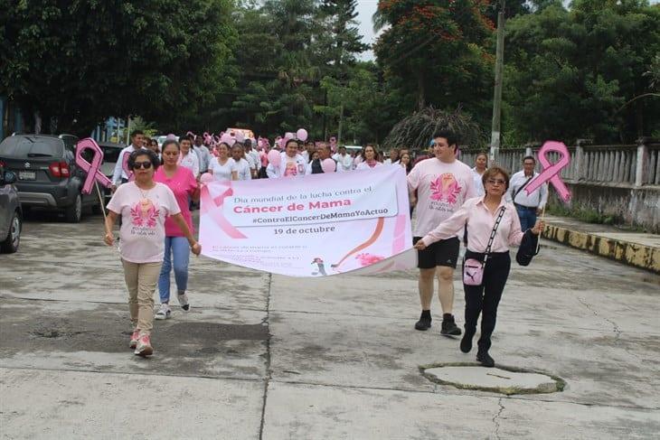 En Misantla, realizan marcha por la lucha contra el cáncer de mama