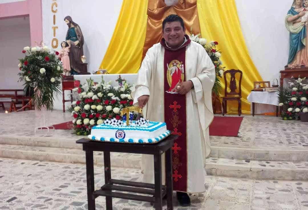 Celebrarán dos años de la llegada de párroco a Villa Cuichapa 