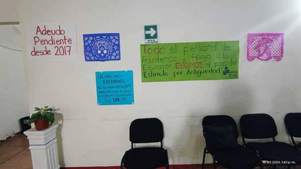 Por segundo día consecutivo protestan trabajadores de la UPN Orizaba 304 por falta de pagos